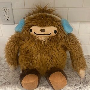 Vancouver 2010 Olympic Quatchi Sasquatch Brown Blue Stuffed Animal Toy Collector
